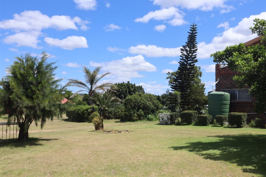 Commercial Property for Sale in Kabeljauws Eastern Cape